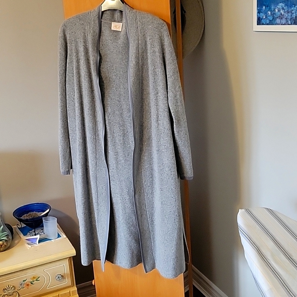 Country Casuals long cardigan style